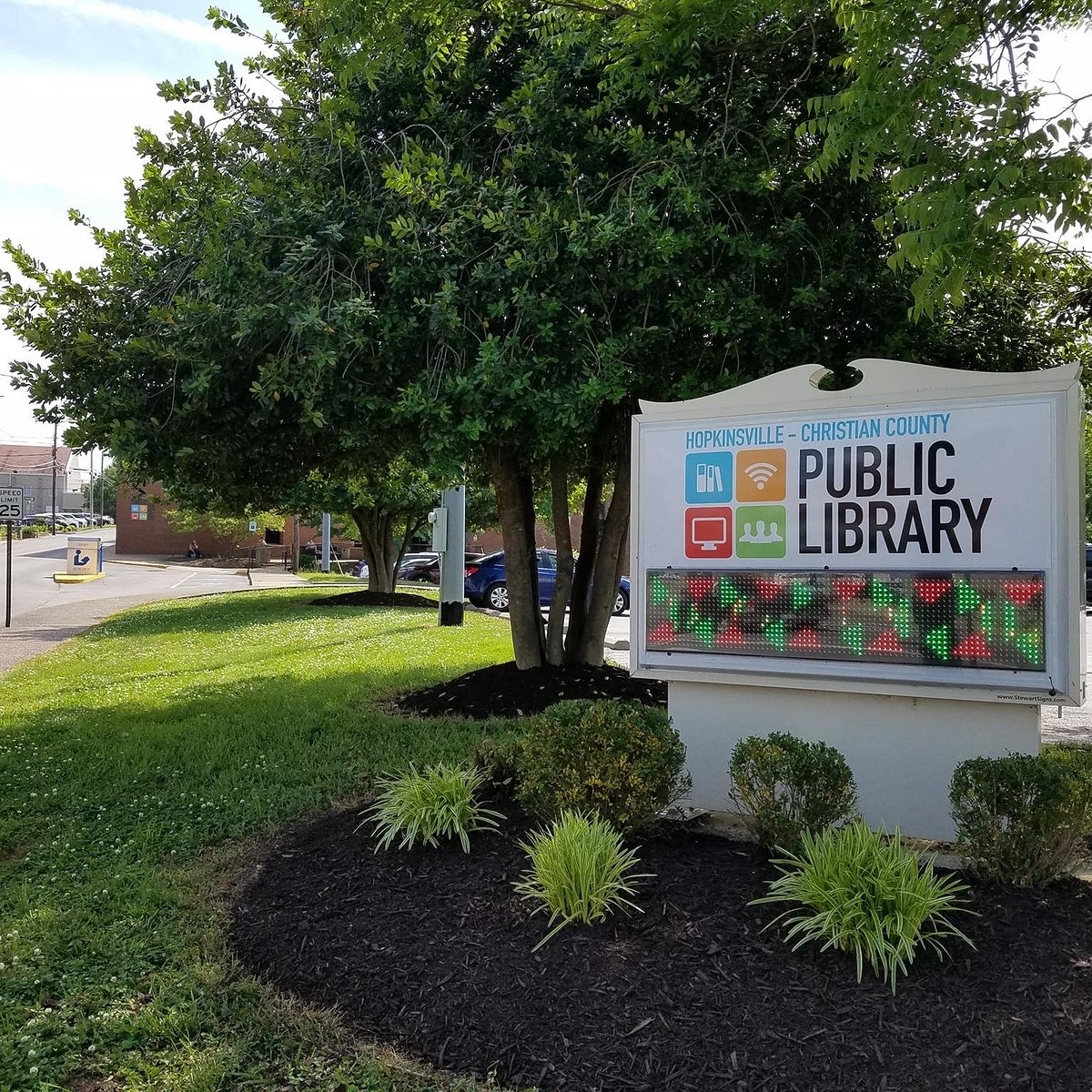Hopkinsville-Christian County Public Library